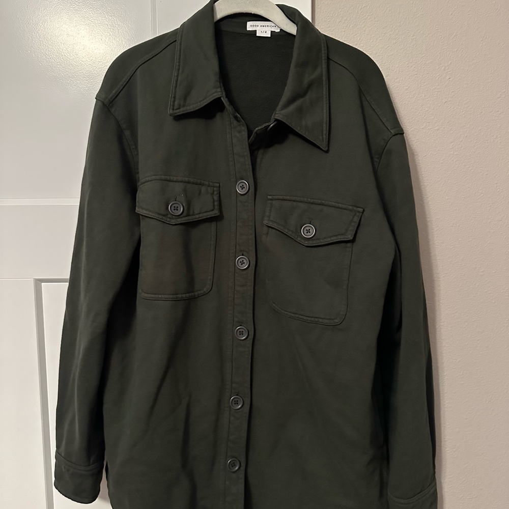 Good American Women’s shacket green size 1/2